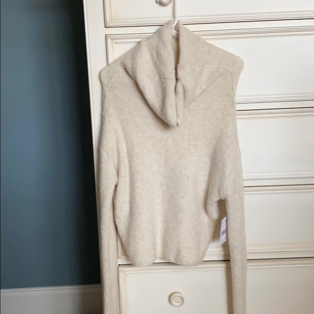 BRAND NEW free people sweater
